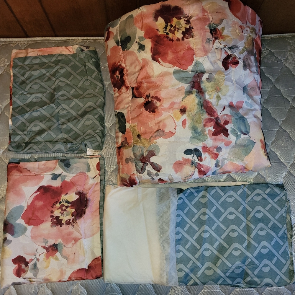 Full size bedding set